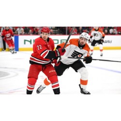 Carolina Hurricanes jsou odhodláni v této sezóně získat mistrovský trofej